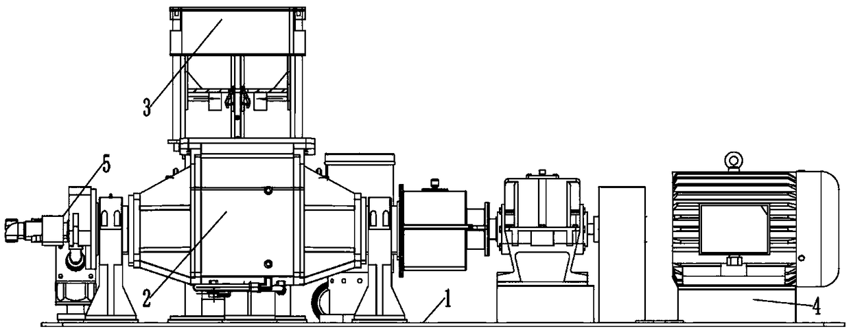 Improved internal mixer and internal mixing method