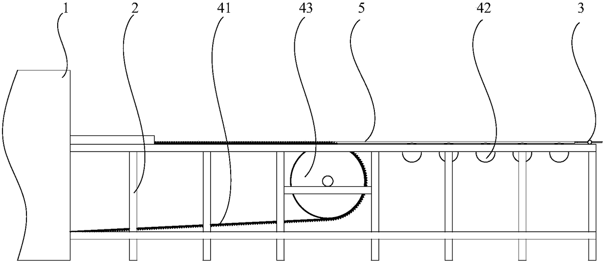 Heat removal system and method for removing residues from the inner surface of steel pipes using the same