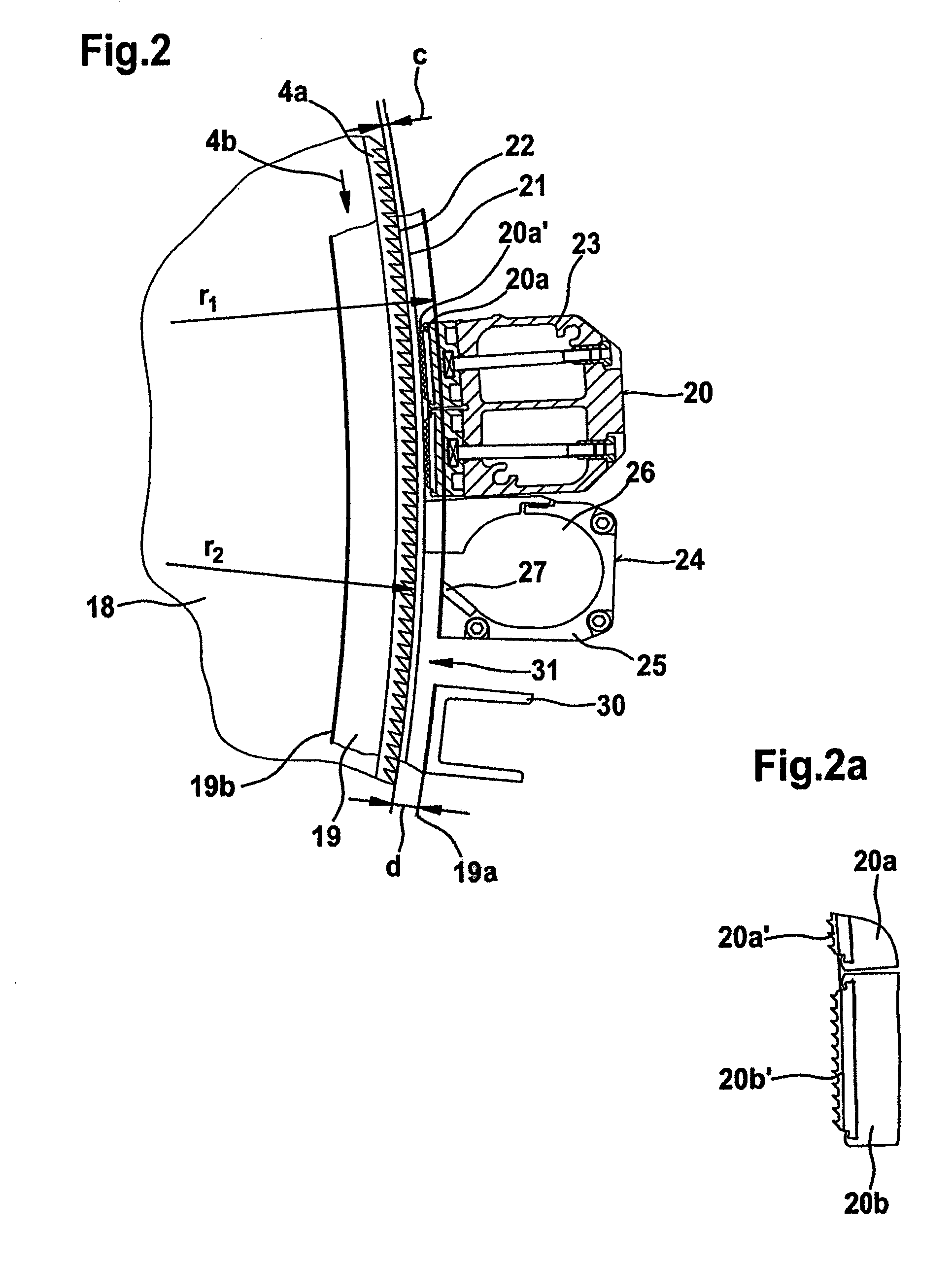 Apparatus on a flat card or roller card for textile fibres, such as cotton, synthetic fibres or the like, for removing short fibres