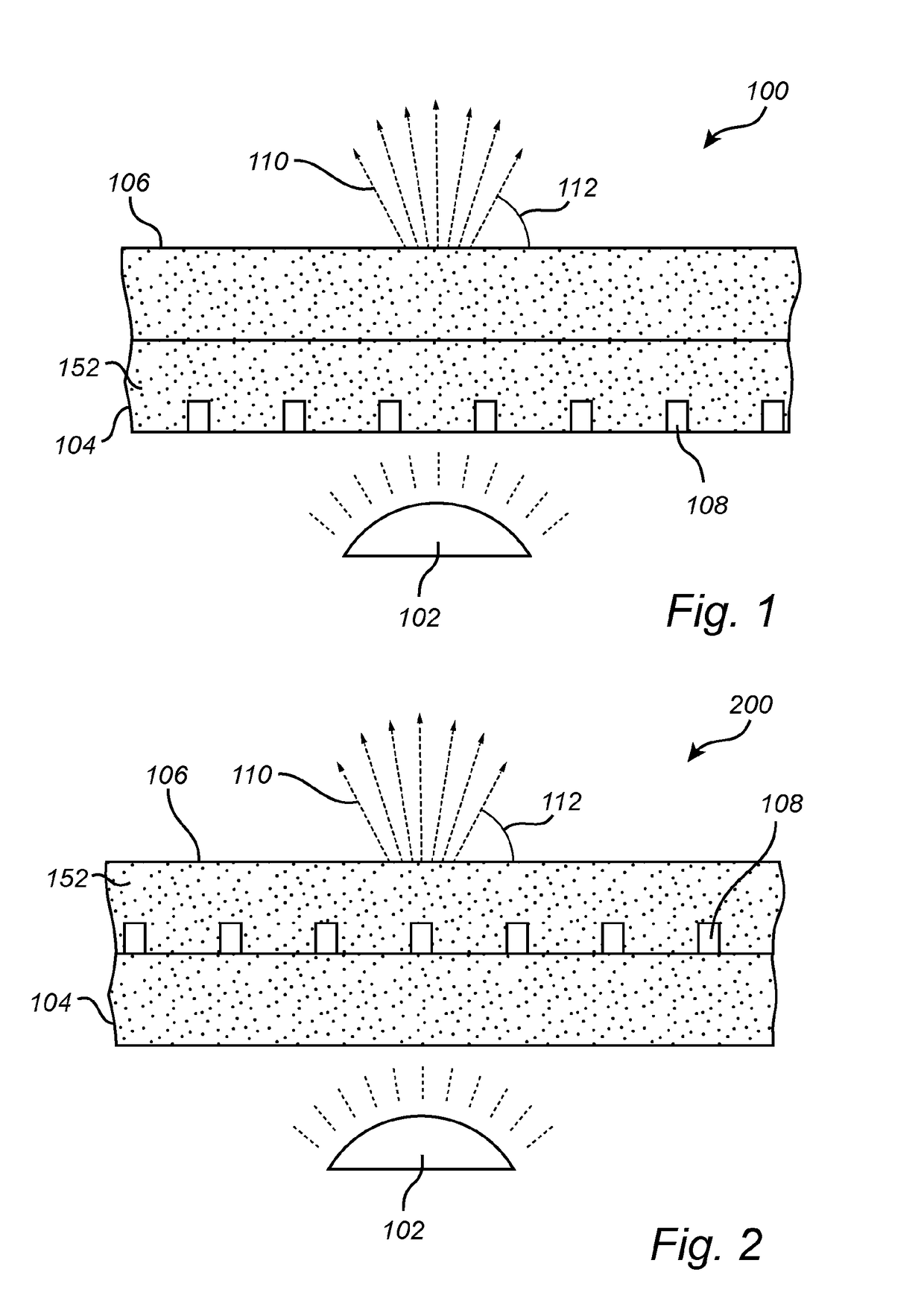 Enhanced emission from plasmonic coupled emitters for solid state lighting