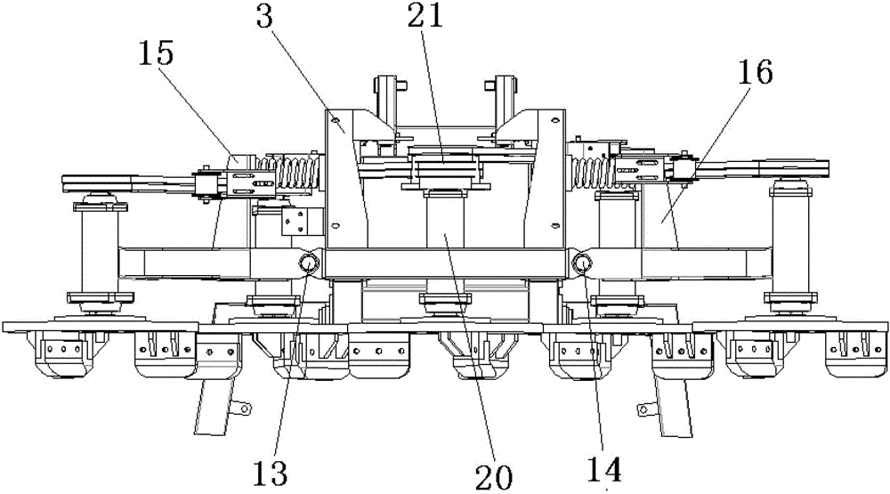 Road surface ice and snow clearing equipment driven by leather belt transmission mode