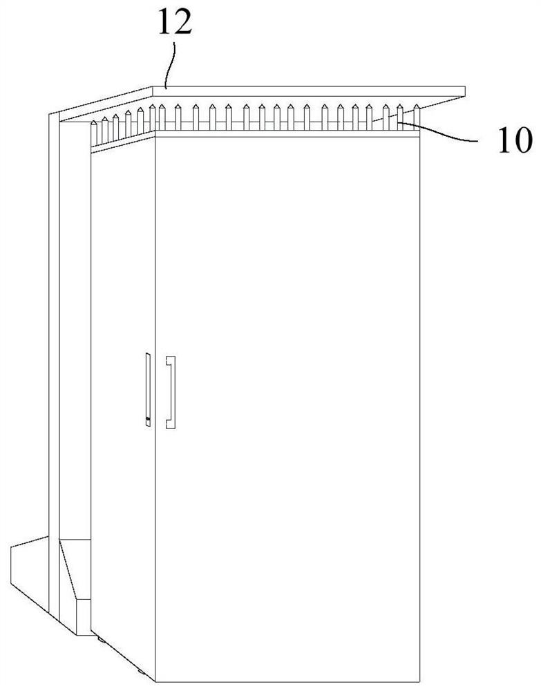 Detection device, method for determining vibration level, vending device and storage medium