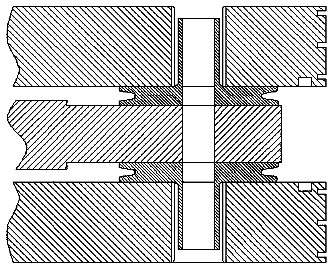 Replacement method of inter-electrode insulating sleeve of generator collector ring