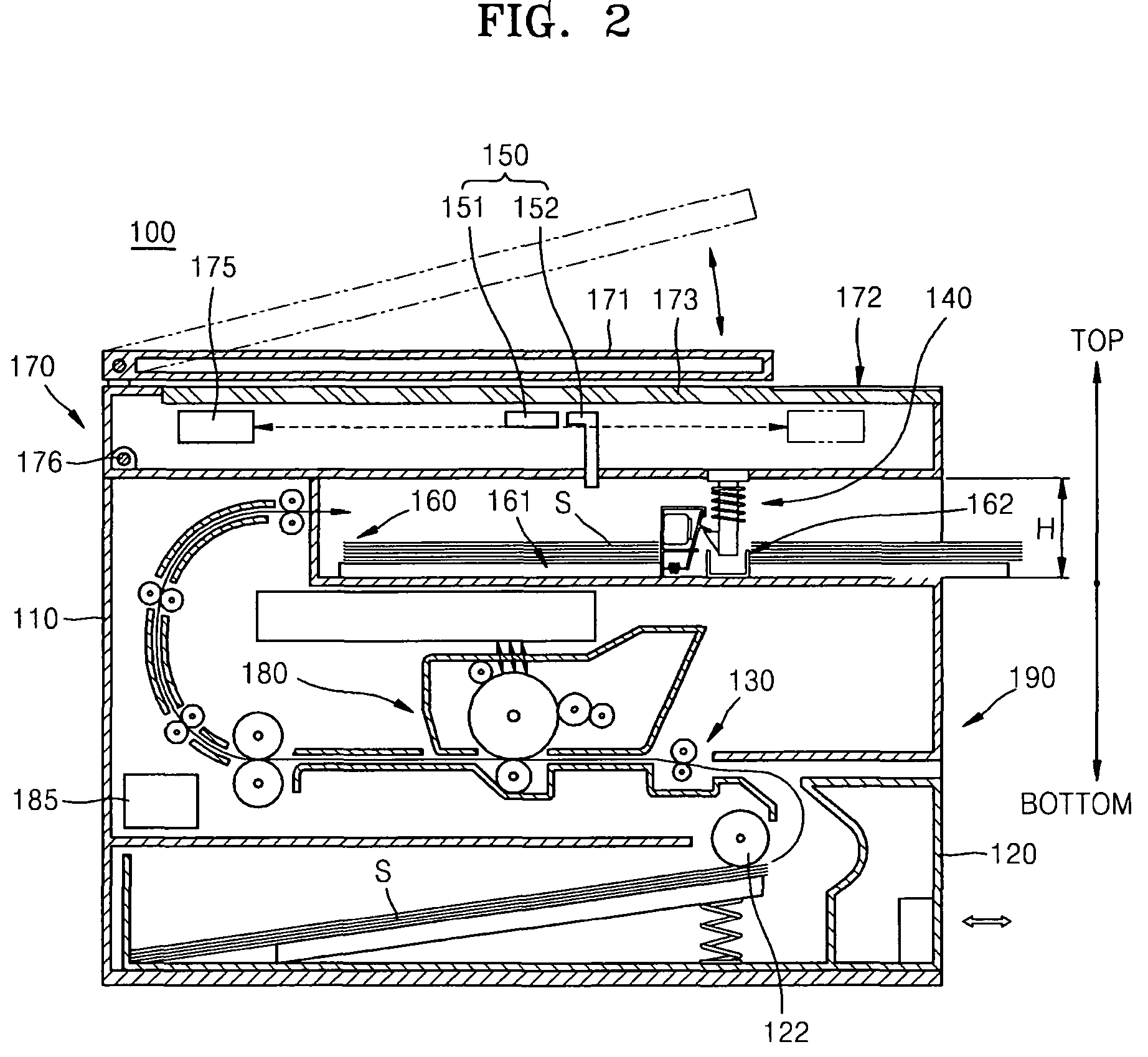 Image forming apparatus which can expand space of discharging unit