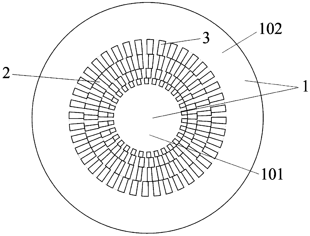 Glasses lens capable of regulating eye muscles