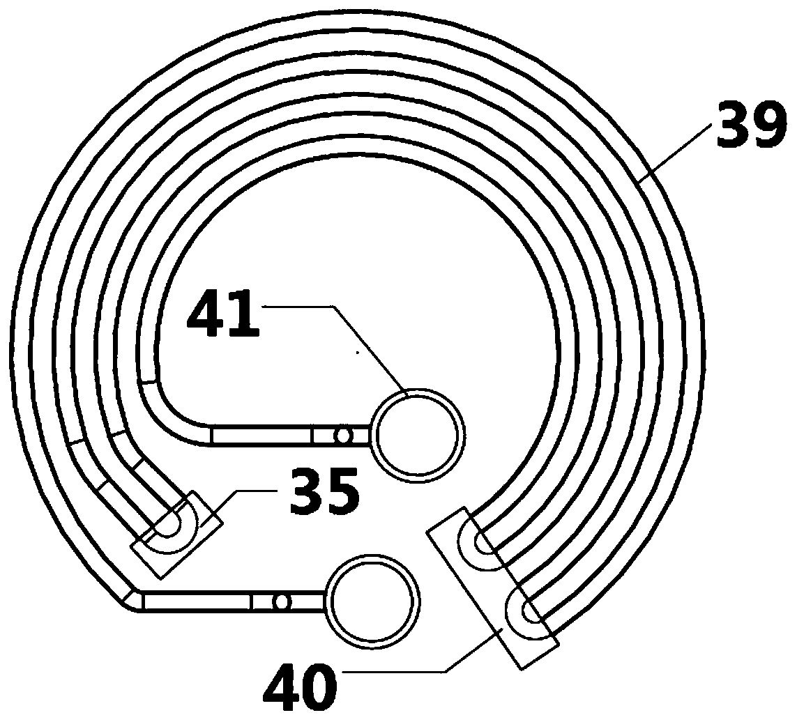 Heat exchanger and deep well heat exchange system thereof