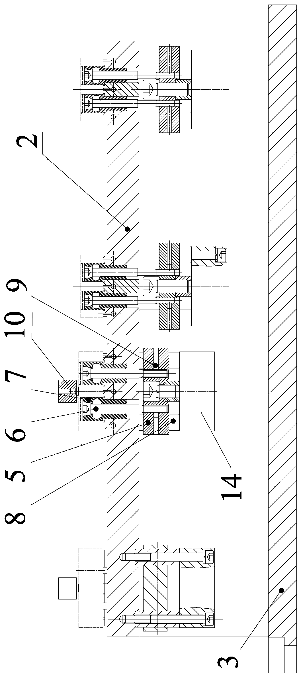 Combined pneumatic machining fixture suitable for various shaft sleeves