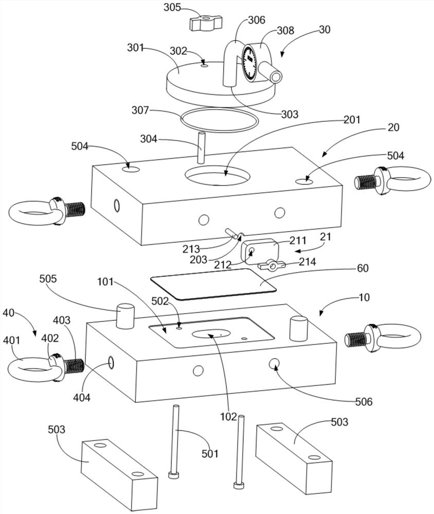 Glass forming device and glass forming method