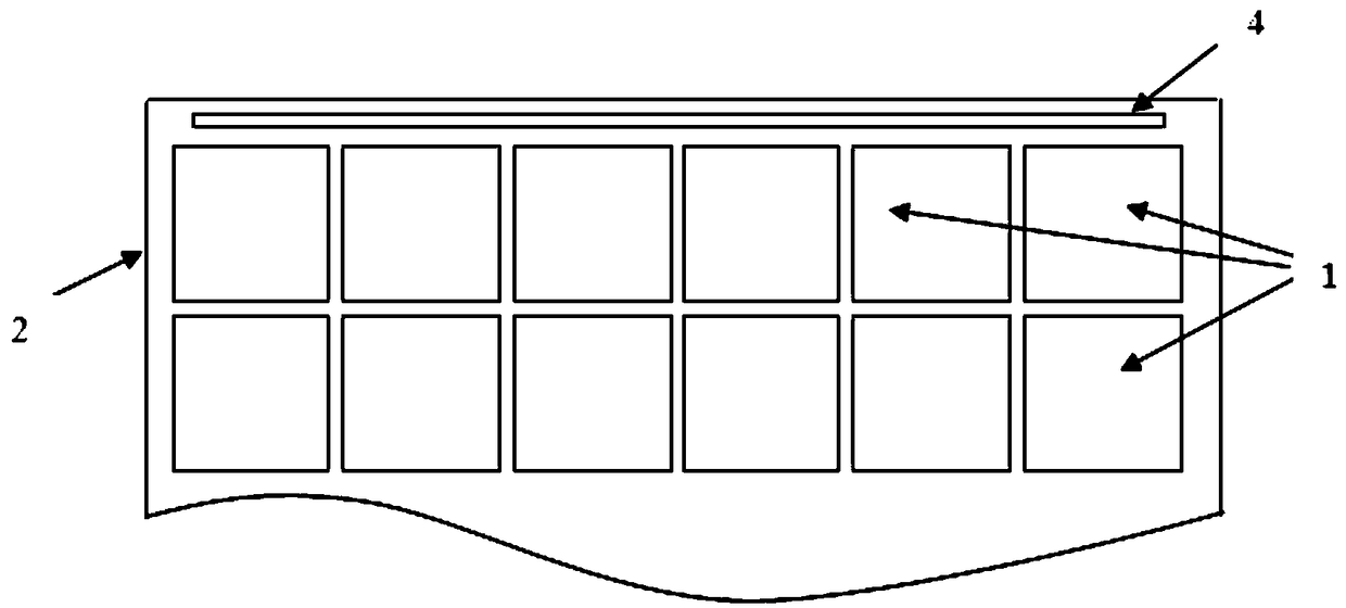 Photovoltaic module structure capable of reducing potential cause attenuation effect of photovoltaic module