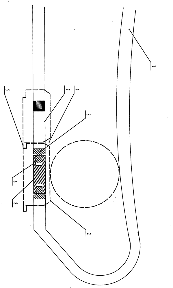 Explosion-proof reinforced caterpillar track shoe of tank or armored vehicle