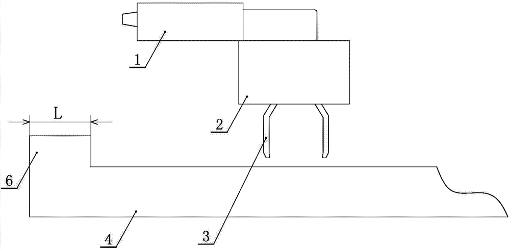 Optical disc driver connector and improvement method for solving problem of floating of optical disc driver connector