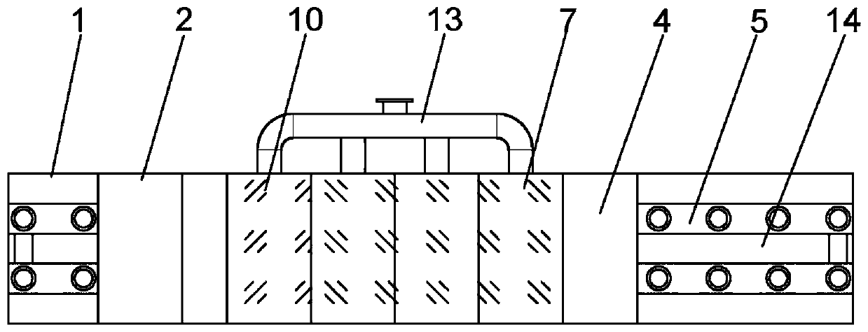 Microwave heating device and sterilization method