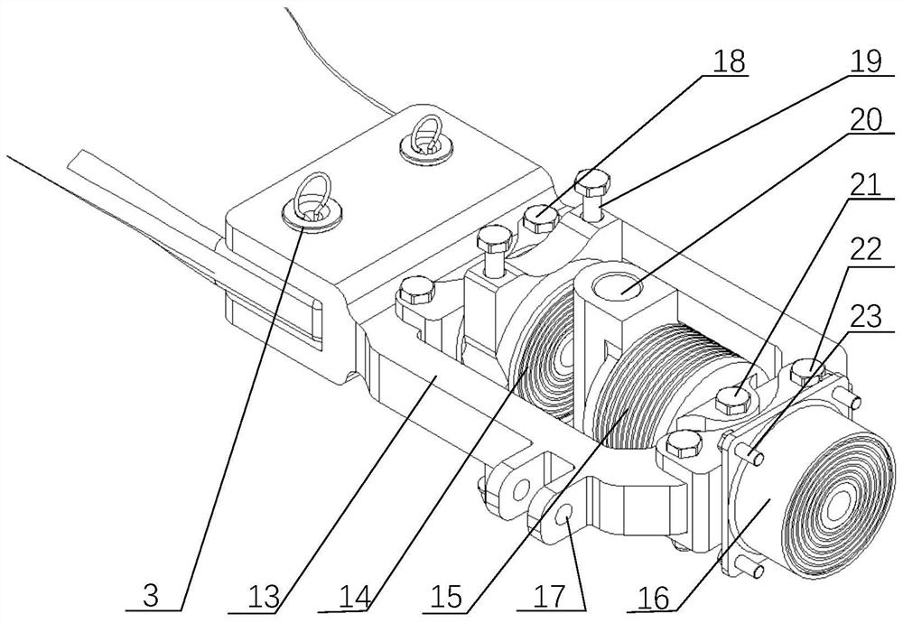 A helicopter rigid rotor hub