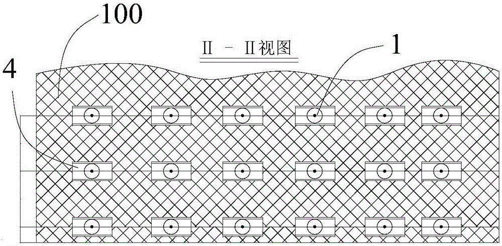 The support structure and support method of the middle rock pillar at the roadway intersection