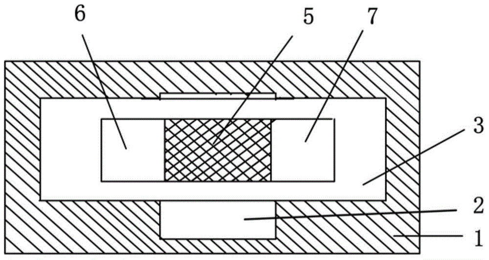 Double-active layer structured zinc oxide-based thin film transistor and preparation method thereof