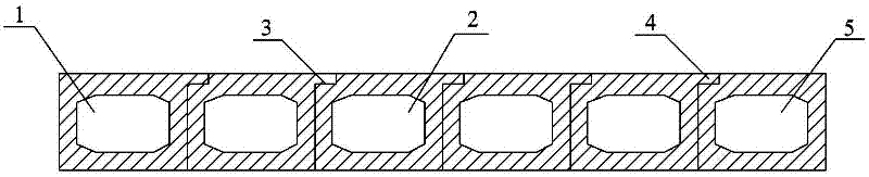 Assembly type hollow slab bridge adopting bracket to replace ribbet to transmit force