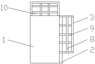 Vertical tank with skidproof safe climbing ladder