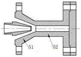 Strong shear type central jet cavitation generator