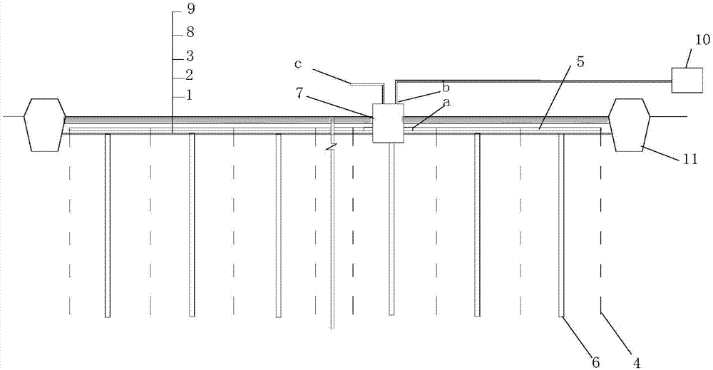 Foundation heating device and construction method for foundation heating combined vacuum prepressing of soft soil foundation by applying such device