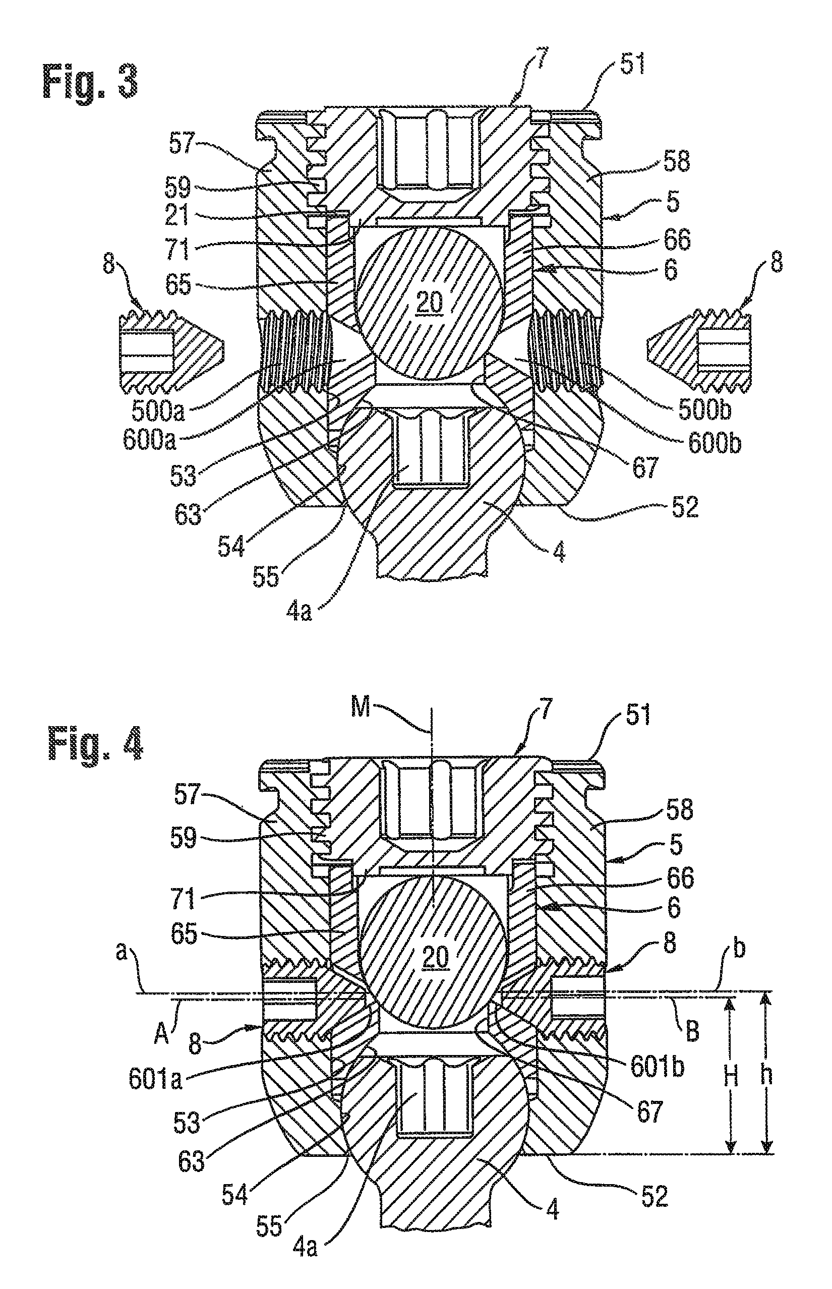 Polyaxial bone anchoring device