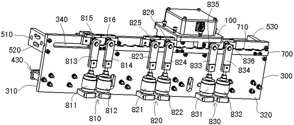 Reactance type vacuum bar-shaped on-load tap switch