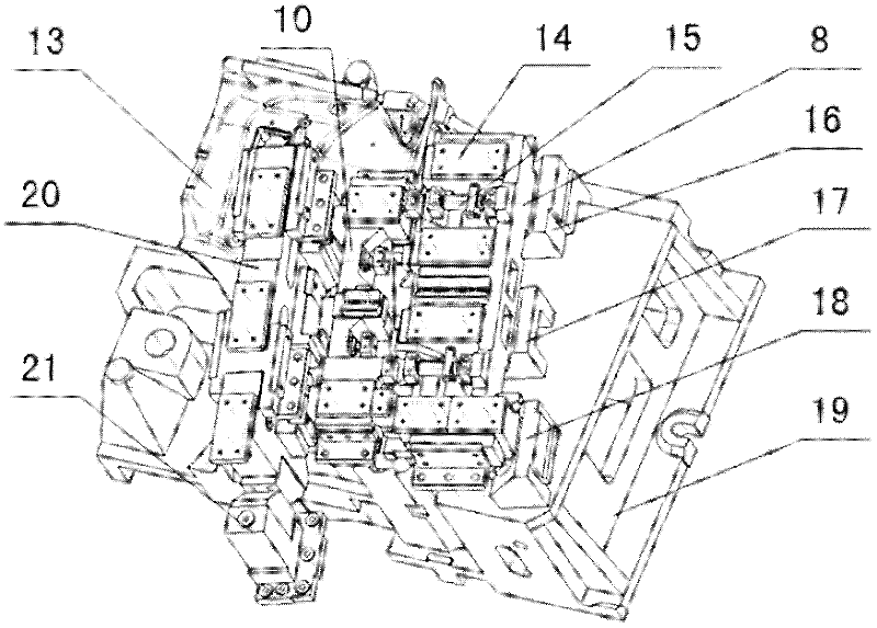 Side-forming small pressure core, stamping mould with same and stamping method