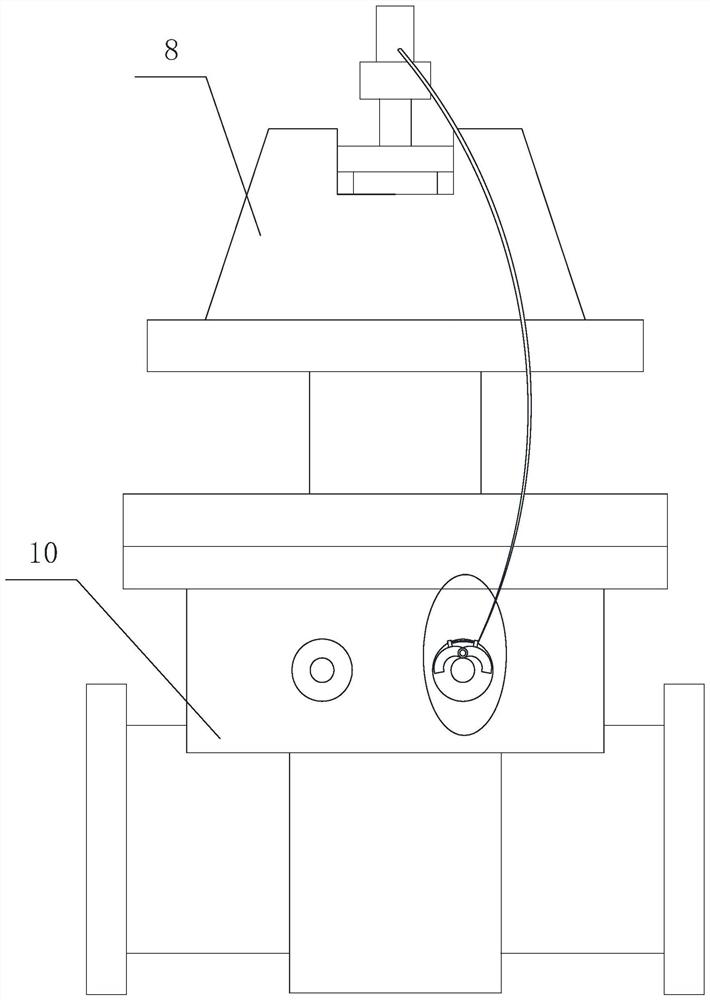 Self-locking structure and self-locking method of throttling device