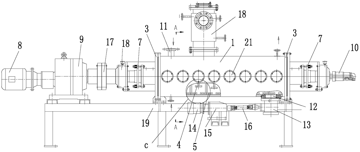 Horizontal homotaxial self-cleaning film evaporator