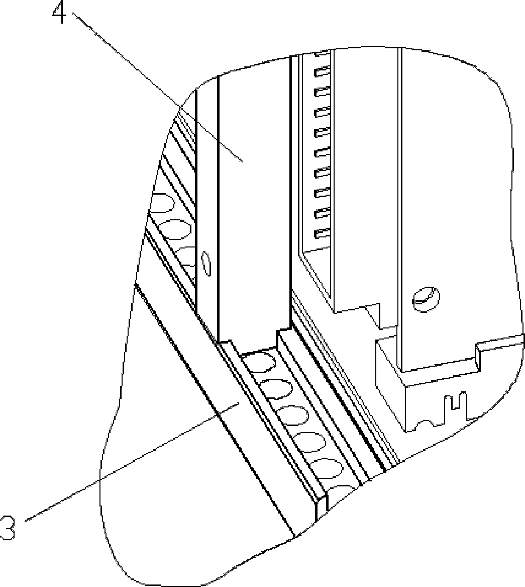 Plugged box with distribution automation