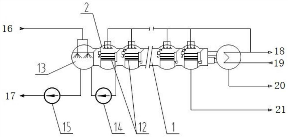 Hot water heating low-temperature multi-effect distillation seawater desalination device