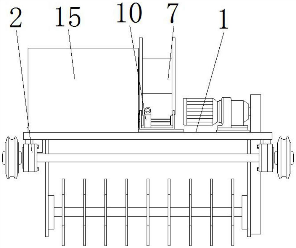 Device for producing feed raw materials from garbage in fermentation tank