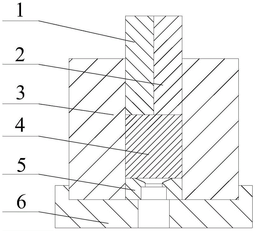 Metal alternate extrusion forming device and method