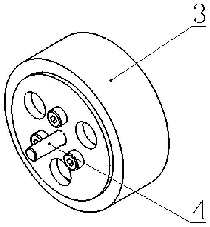 Friction wheel type material acceleration device with self-adaptive distance adjustment function