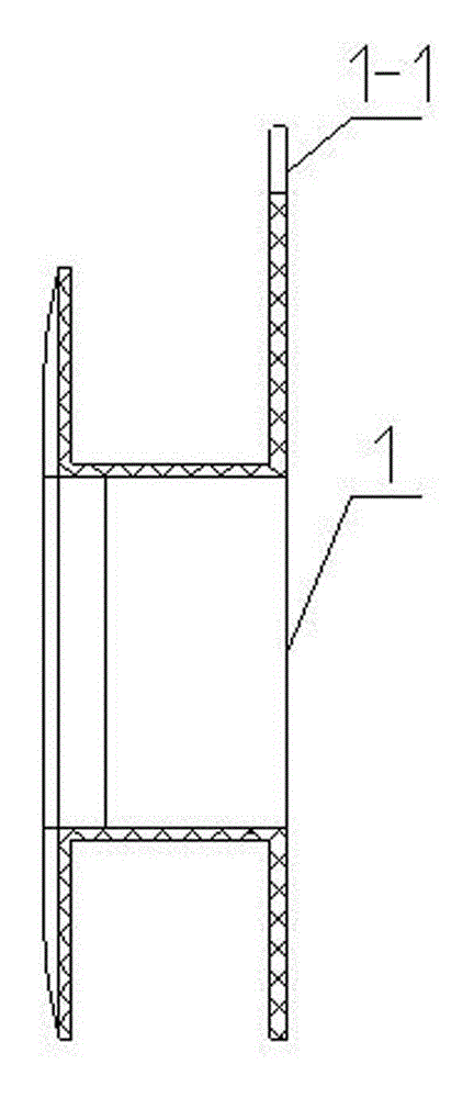 Winding arrangement and wiring structure for single-phase asynchronous motor