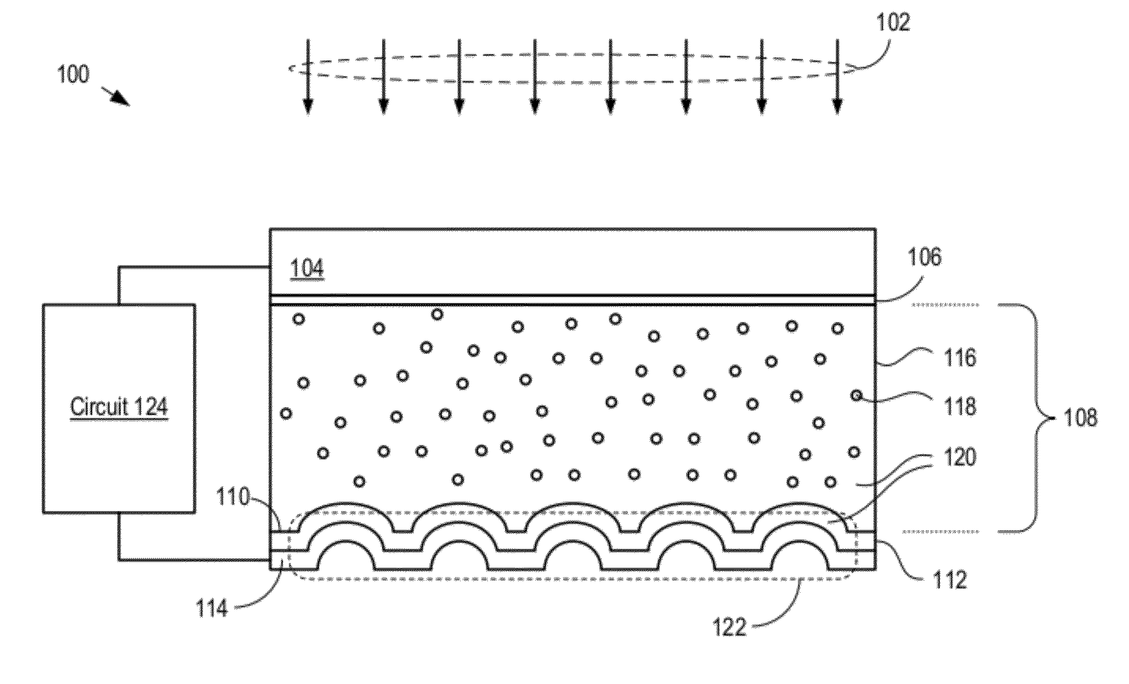 Solar Cell Comprising a Plasmonic Back Reflector and Method Therefor