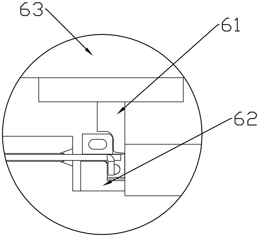 Mechanism for penetrating of handle sleeve through double clamping hands