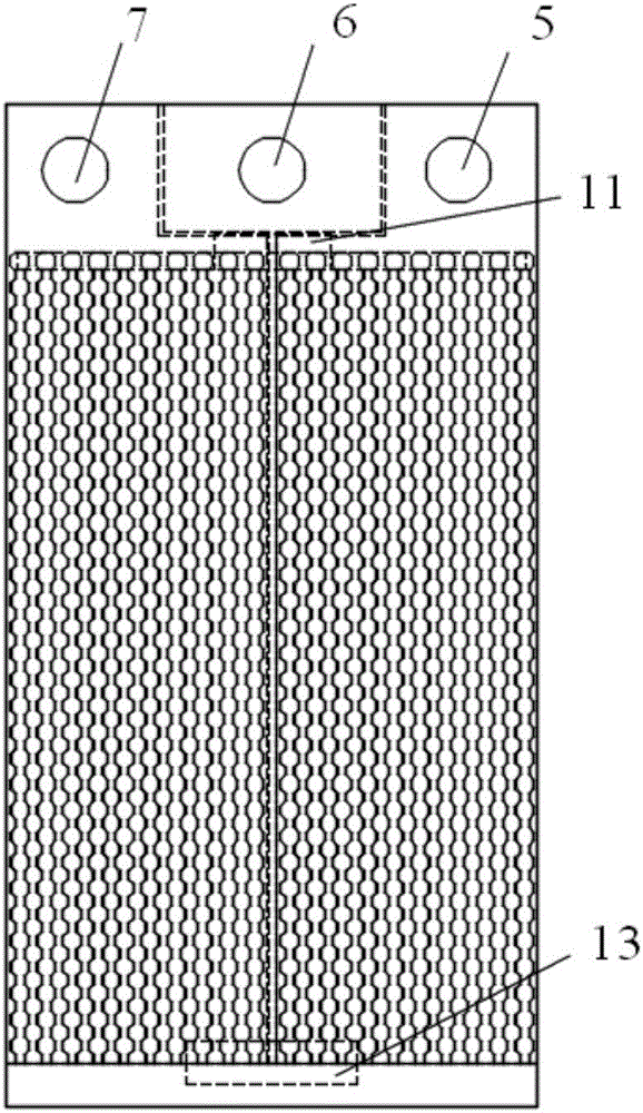 Nano flow capacitive liquid level sensor and manufacturing method thereof