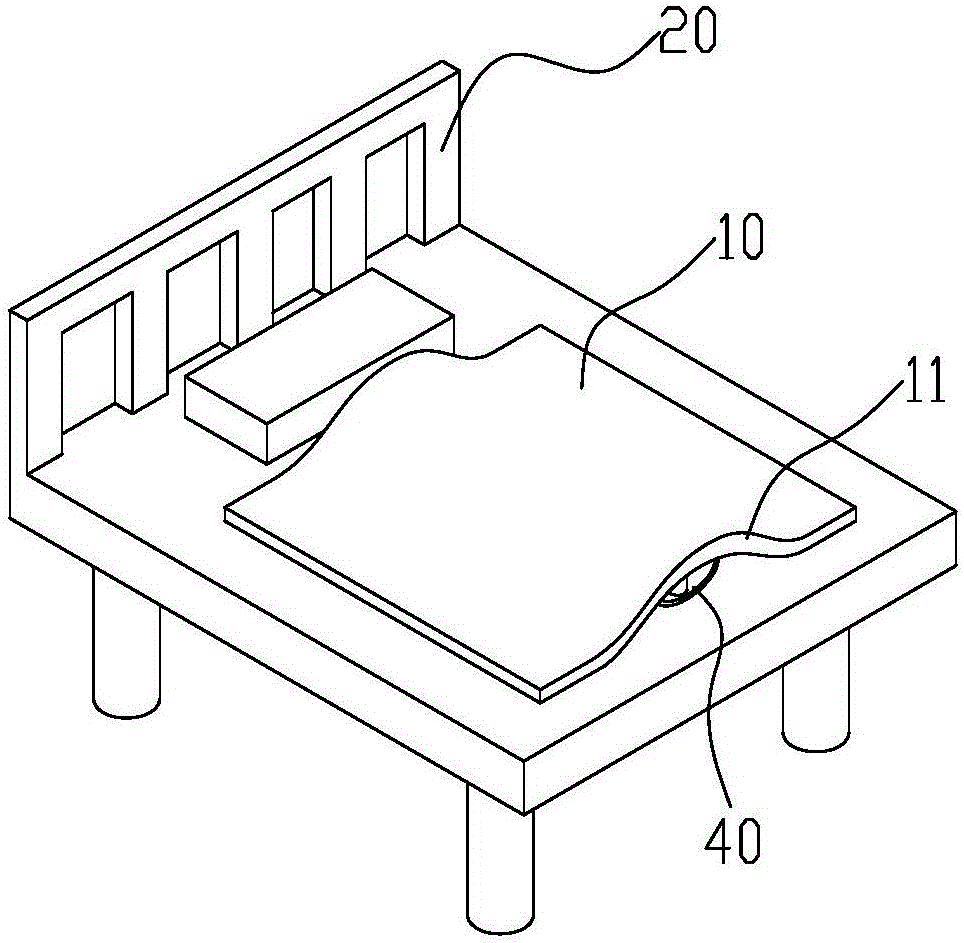 Intelligent temperature adjusting quilt