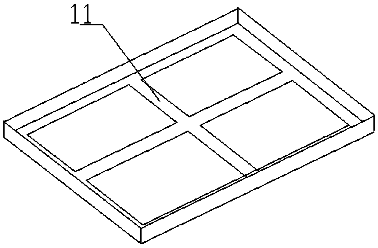 Defrosting device for refrigerator