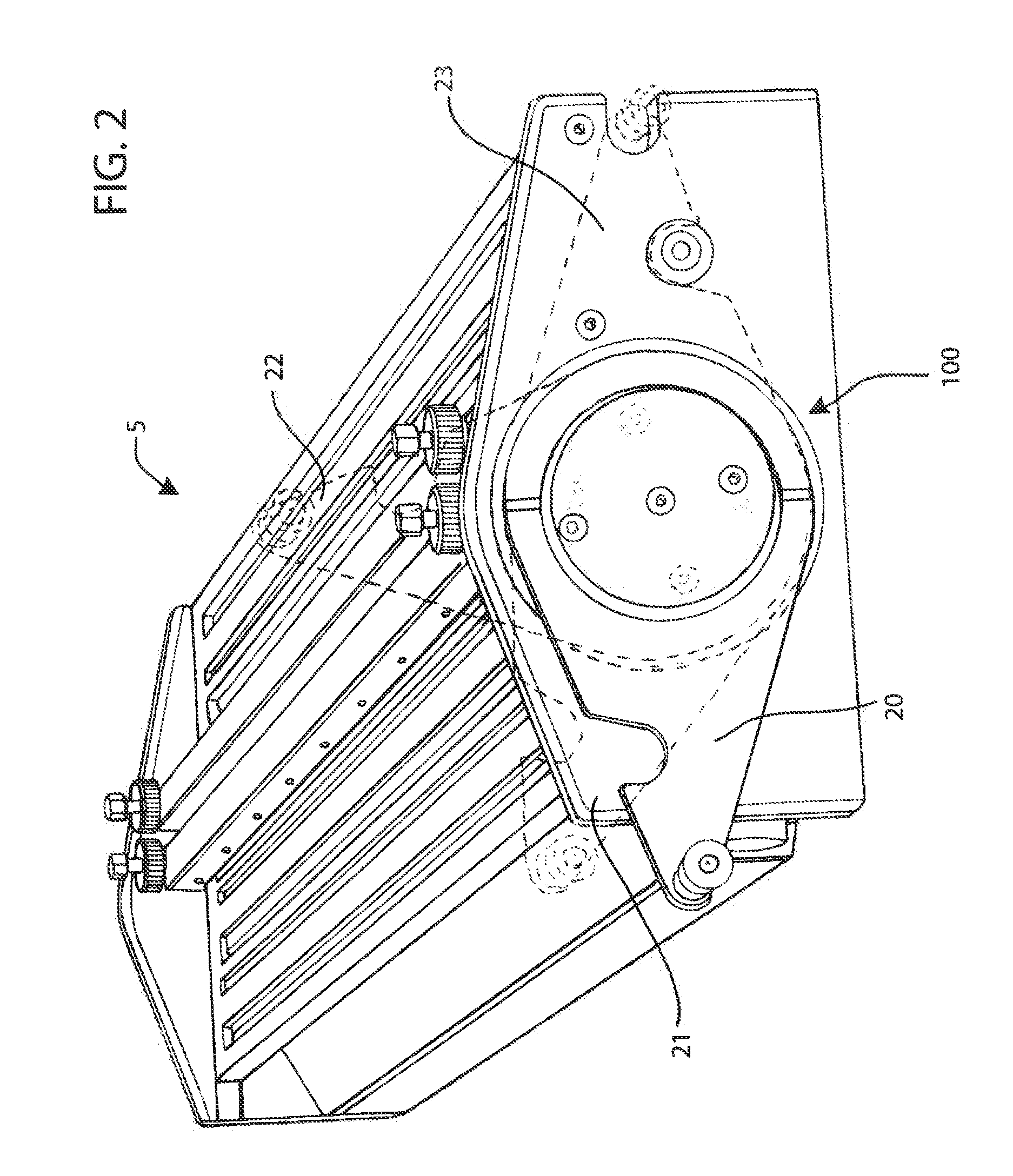 Welding apparatus for conveyor belts and method