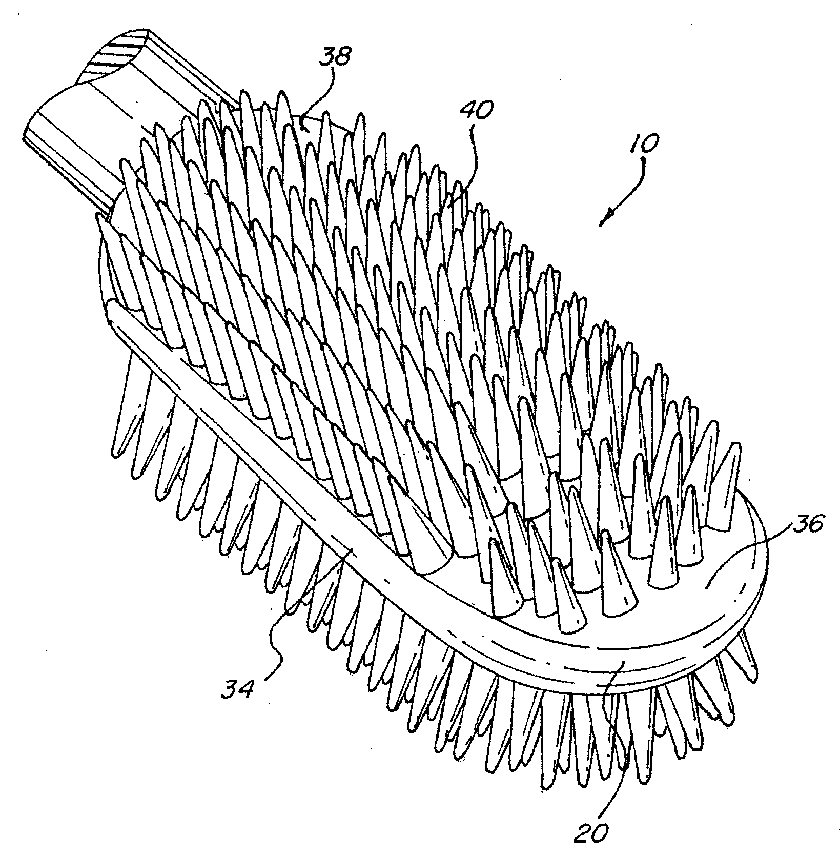 Molded mascara brush with oval core