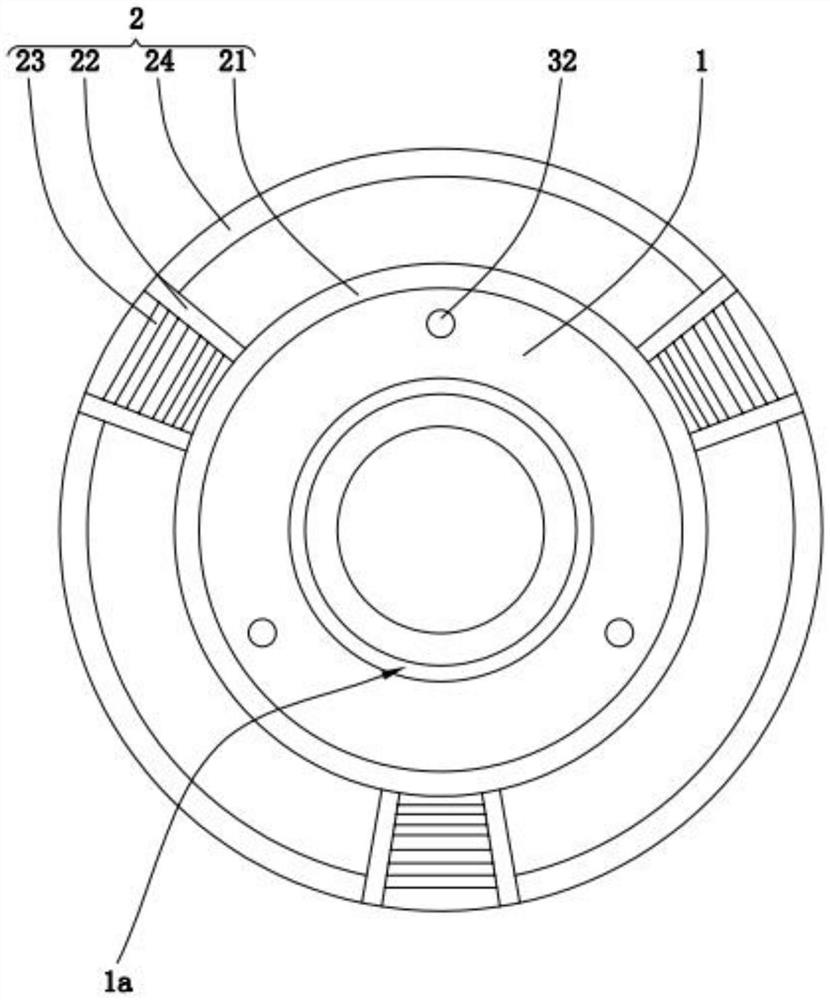 An environment-friendly rubber pyrolysis device