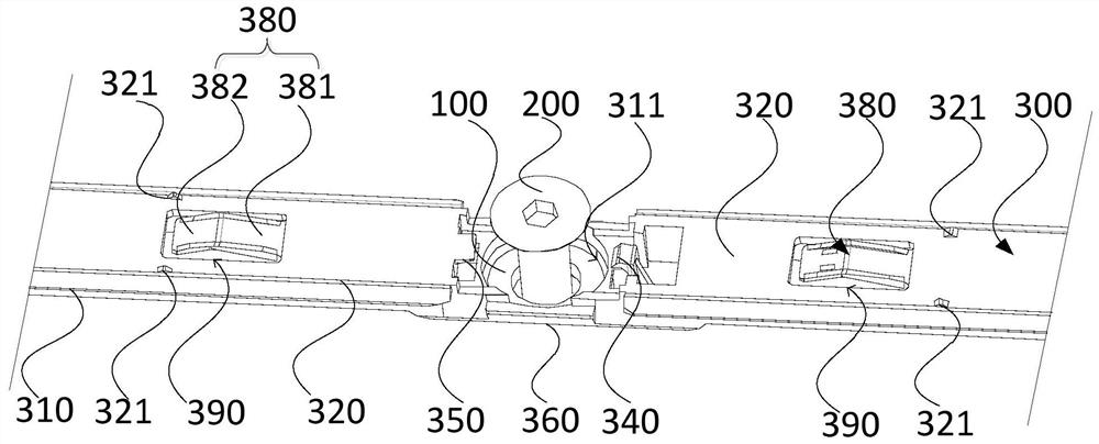 Auxiliary connecting mechanism, assembling fixation device and assembling fixation method