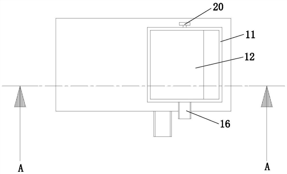 Drying device for silk-shaped crops