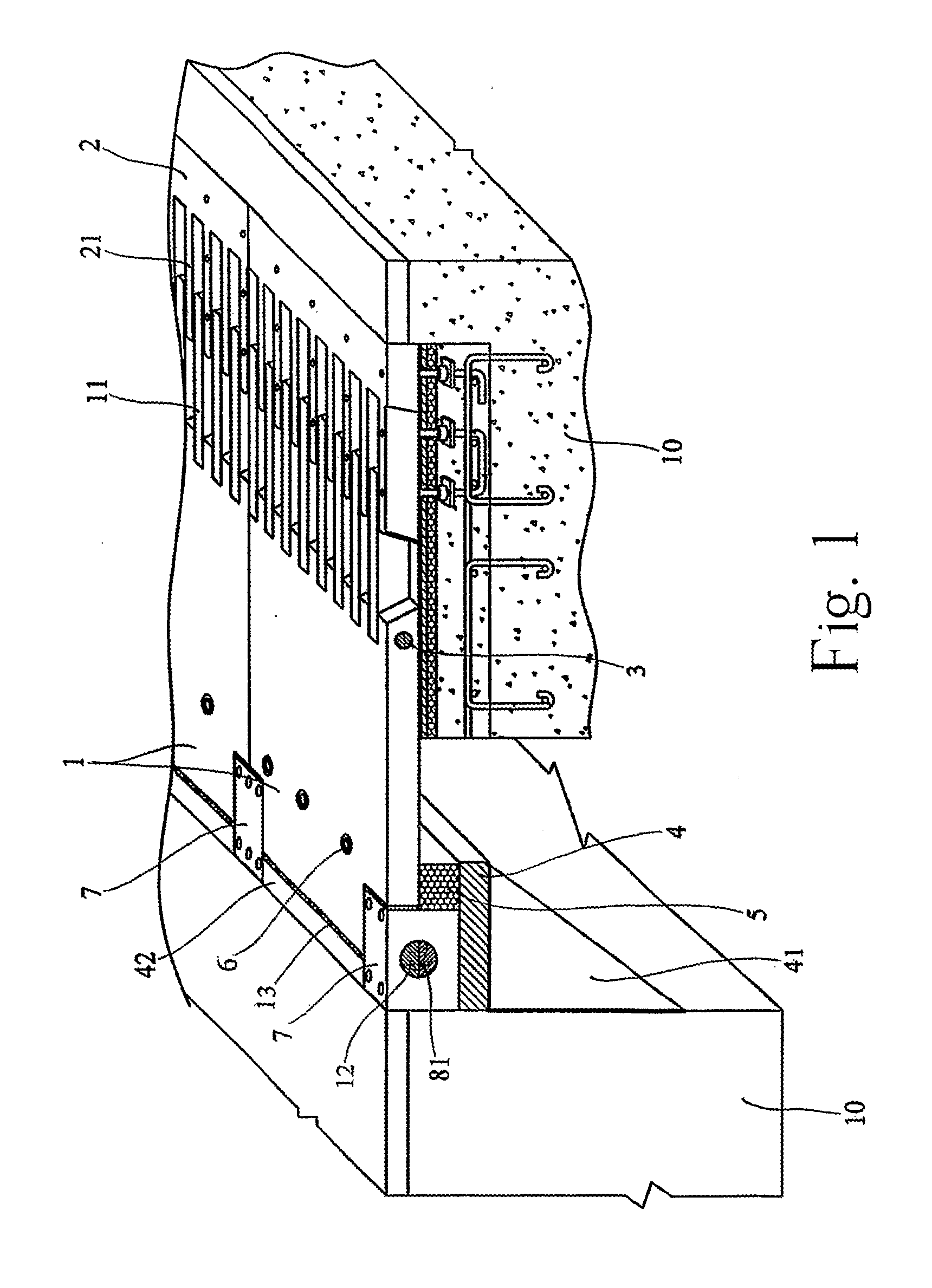 Large resisting distortion comb-type bridge expansion joint