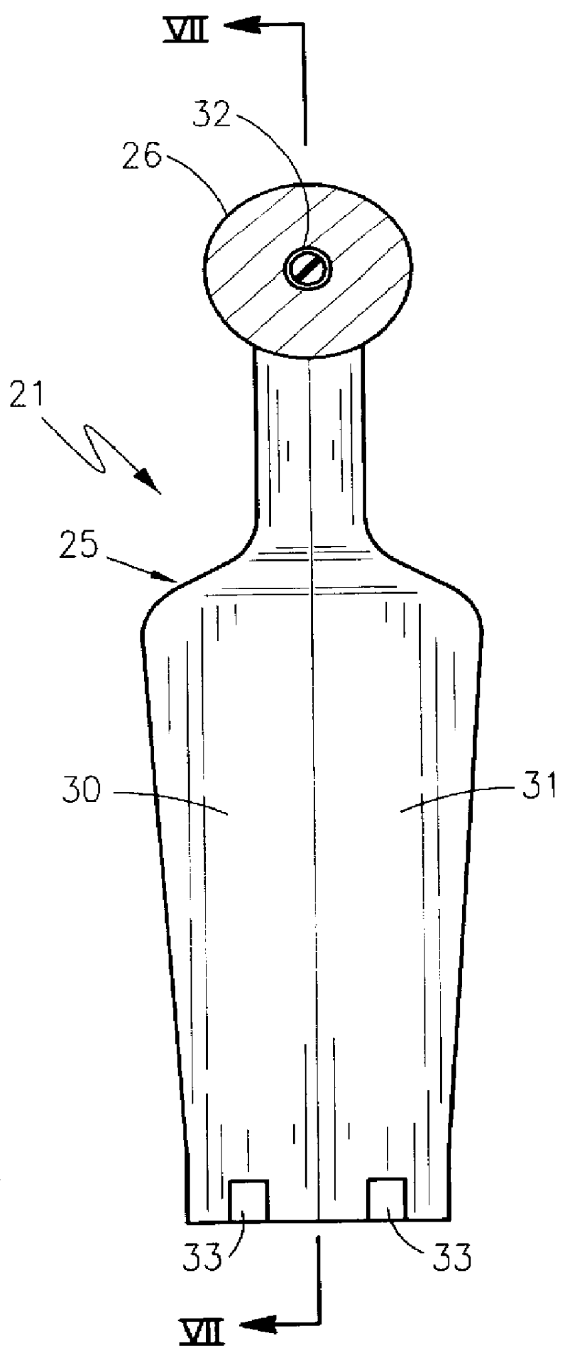 Fingernail grooming device