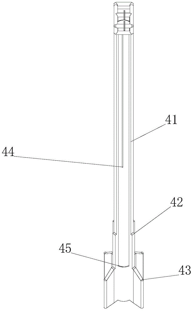 Novel dynamic compactor and composite foundation construction method achieved through novel dynamic compactor