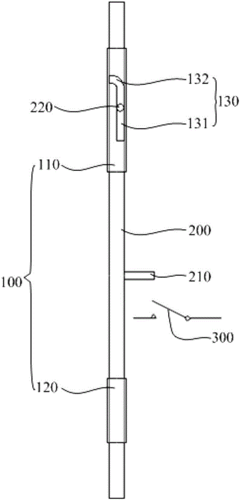 Travelling crane and boarding/alighting safety device of travelling crane