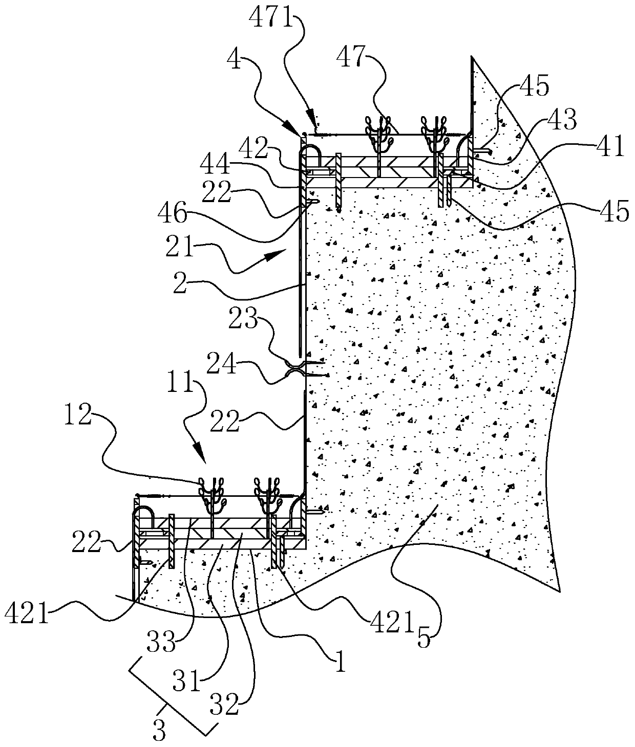 Greening method for stepped mine