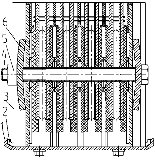 Dense bus duct splicer socket structure with integral elastic limiting structure